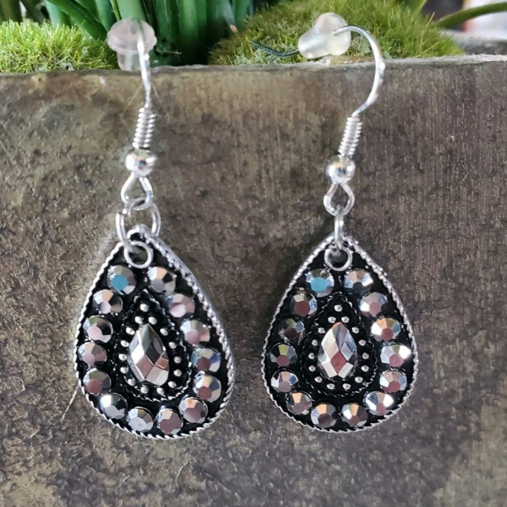Silver Tone Rhinestone Jeweled Earrings 💥3 for $12💥